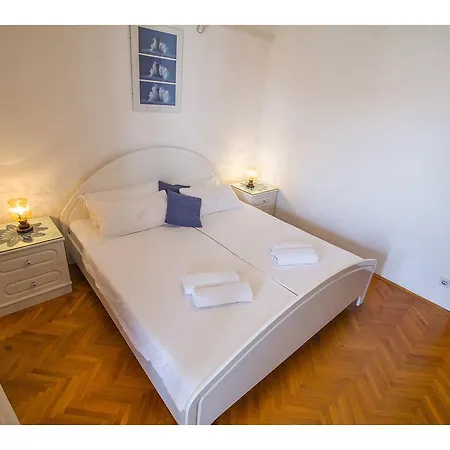 Bol Residence Penzion Bol