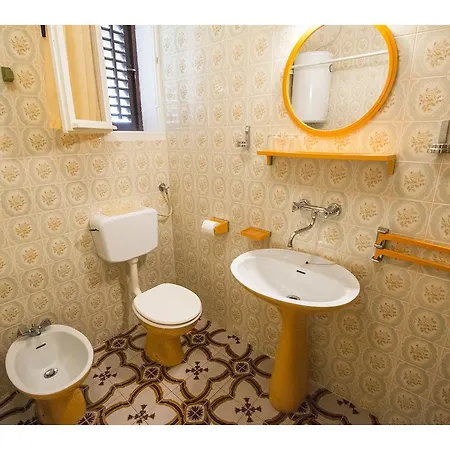 Guest house Bol Residence 3*